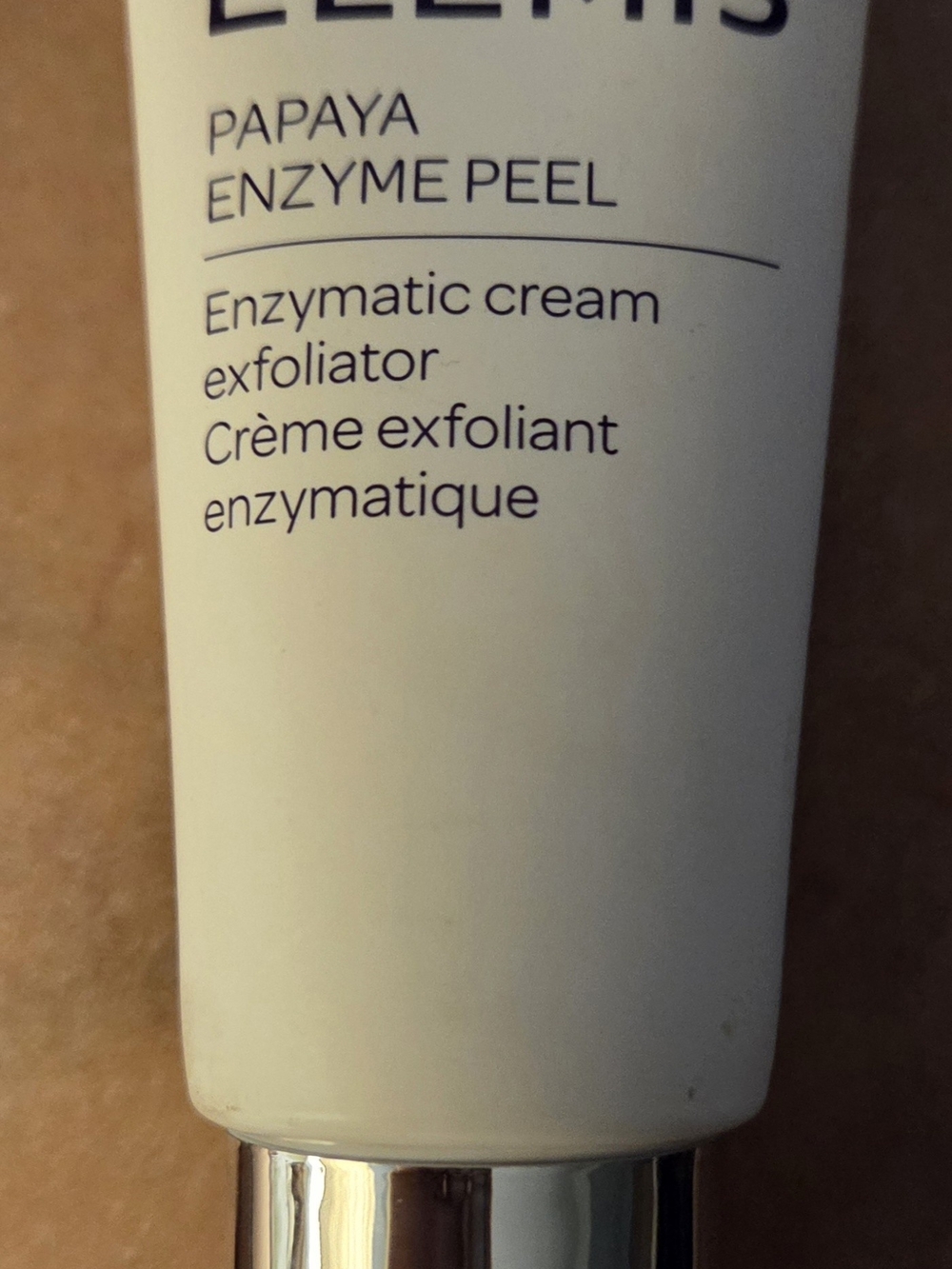 ELEMIS Papaya Enzyme Peel Tube — White and Silver Accents